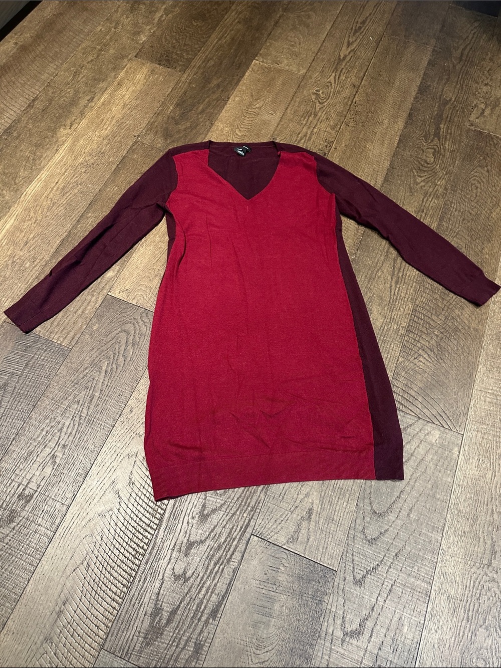 Club Monaco Two-Tone Red V-Neck Sweater Dress